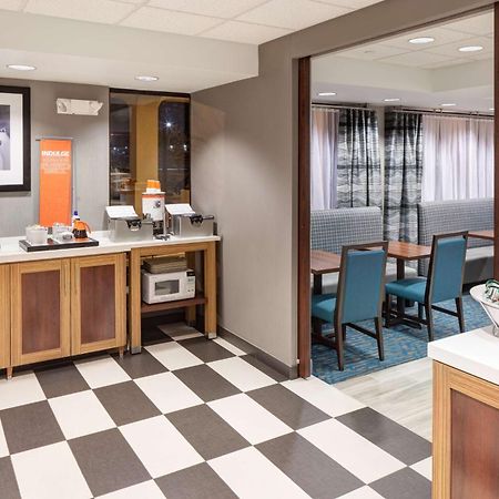 Hampton Inn Kansas City Liberty Extérieur photo